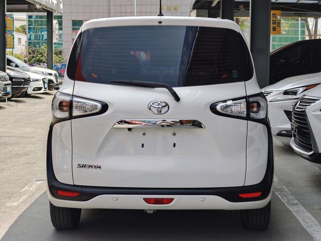 TOYOTA豐田 SIENTA  第4張相片
