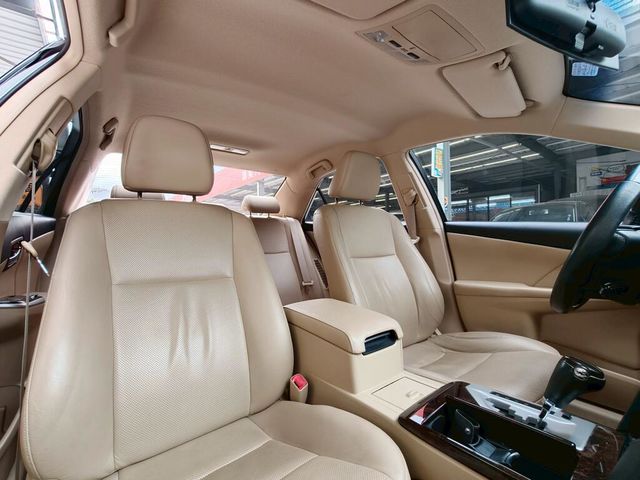 TOYOTA豐田 CAMRY HYBRID  第18張相片