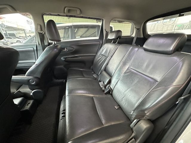 TOYOTA豐田 WISH  第9張相片