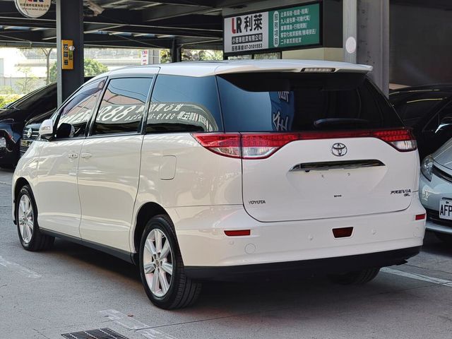 TOYOTA豐田 PREVIA  第2張相片