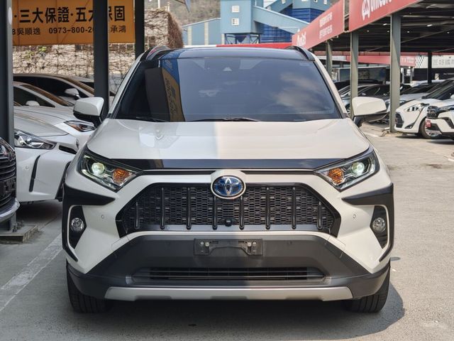 TOYOTA豐田 RAV4  第3張相片