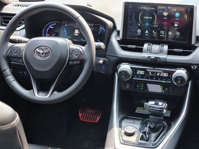 TOYOTA豐田 RAV4  第5張相片