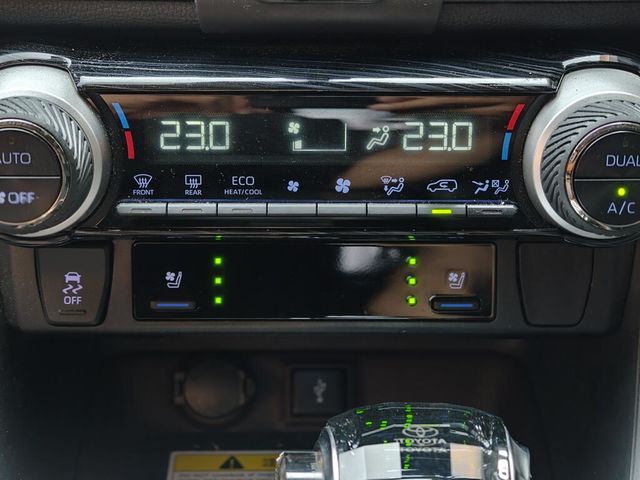 TOYOTA豐田 RAV4  第15張相片