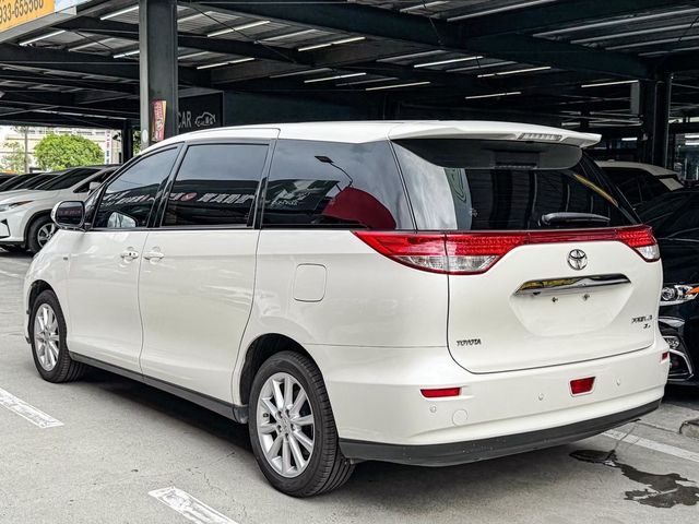 TOYOTA豐田 PREVIA  第6張相片