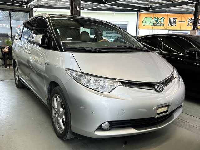 TOYOTA豐田 PREVIA  第1張相片