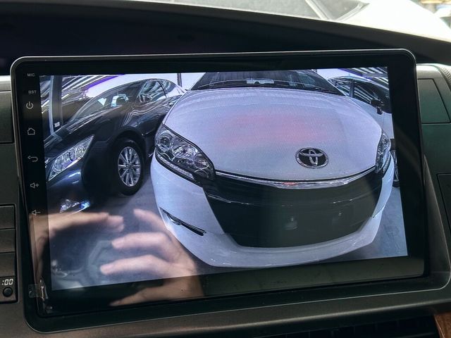 TOYOTA豐田 PREVIA  第14張相片