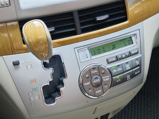 TOYOTA豐田 PREVIA  第14張相片