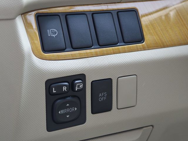 TOYOTA豐田 PREVIA  第15張相片