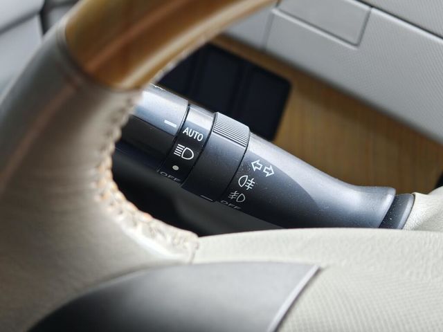 TOYOTA豐田 PREVIA  第16張相片