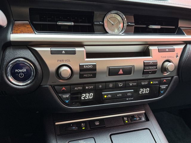 LEXUS凌志 ES300H  第9張相片