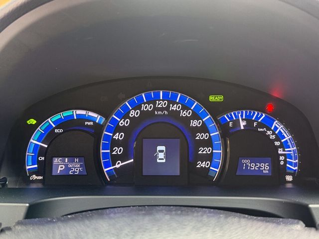 TOYOTA豐田 CAMRY HYBRID  第3張相片