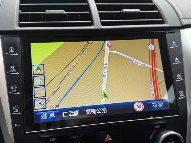 TOYOTA豐田 CAMRY HYBRID  第7張相片