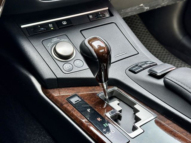 LEXUS凌志 ES300H  第14張相片