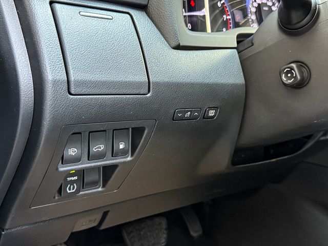 LEXUS凌志 RX270  第15張相片