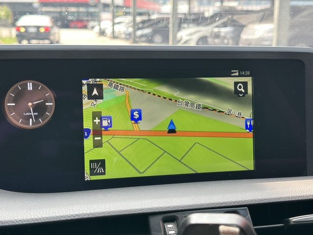 LEXUS凌志 ES200  第6張相片