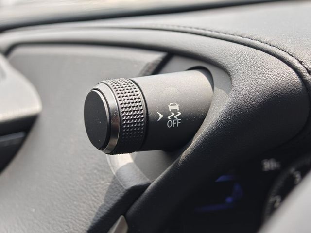 LEXUS凌志 ES200  第13張相片