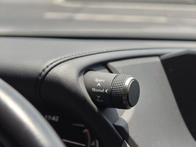 LEXUS凌志 ES200  第14張相片