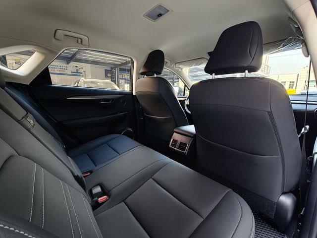 LEXUS凌志 NX200  第18張相片
