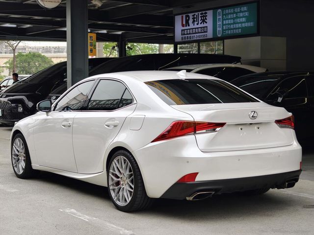 LEXUS凌志 IS 300  第2張相片