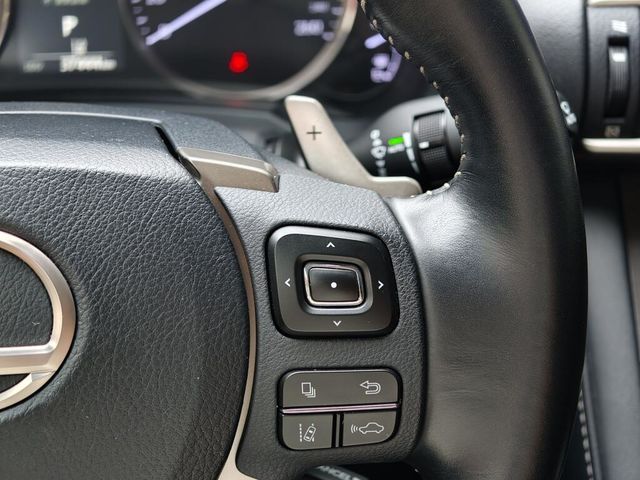 LEXUS凌志 IS 300  第14張相片