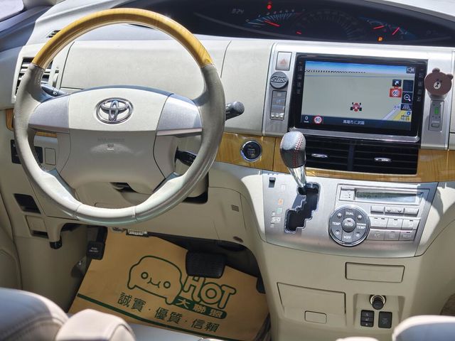 TOYOTA豐田 PREVIA  第5張相片