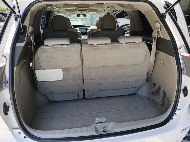 TOYOTA豐田 PREVIA  第20張相片