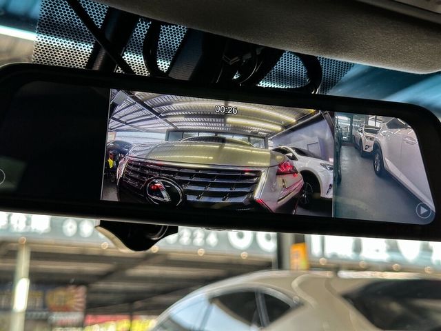 LEXUS凌志 ES300H  第9張相片