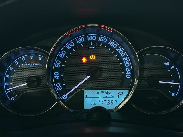TOYOTA豐田 ALTIS  第3張相片