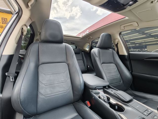 LEXUS凌志 NX200T  第17張相片