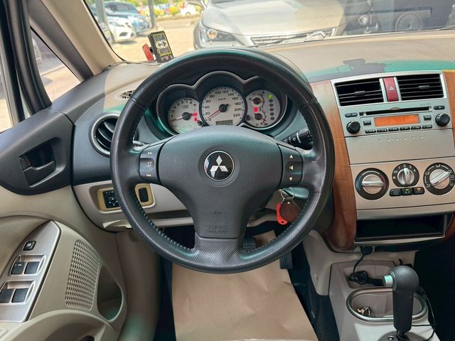 MITSUBISHI三菱 COLT PLUS  第7張相片