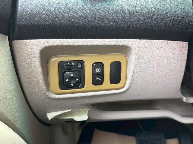 MITSUBISHI三菱 COLT PLUS  第10張相片