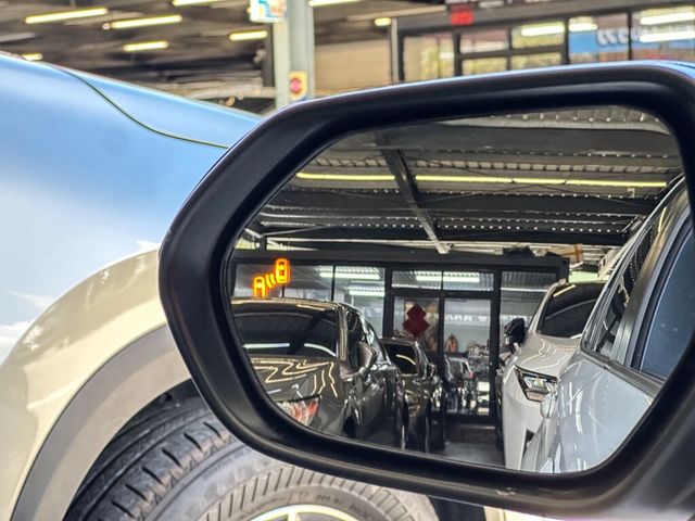 TOYOTA豐田 COROLLA ALTIS HYBRID  第10張相片