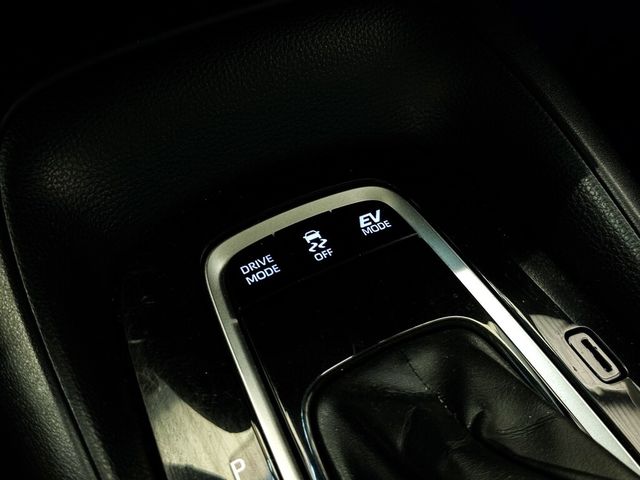 TOYOTA豐田 COROLLA ALTIS HYBRID  第13張相片