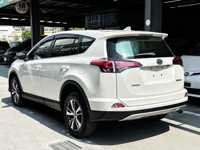 TOYOTA豐田 RAV4  第4張相片