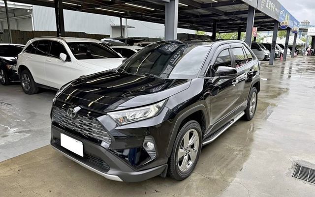 TOYOTA豐田 RAV4  第1張相片