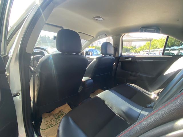 MITSUBISHI三菱 LANCER FORTIS  第12張相片