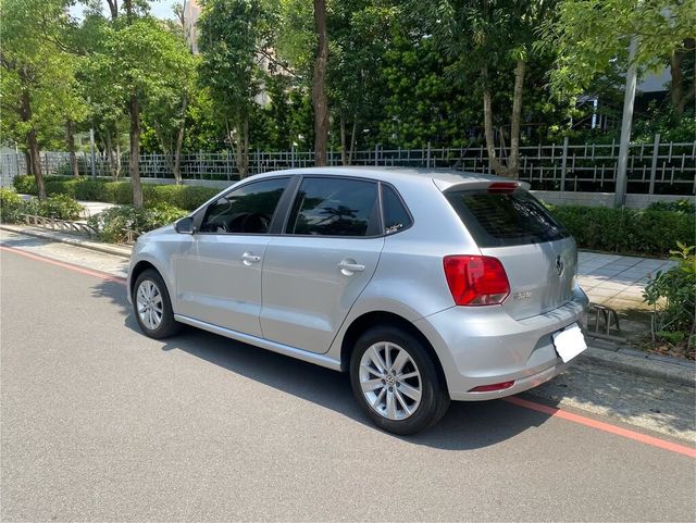 VOLKSWAGEN福斯 POLO  第4張相片