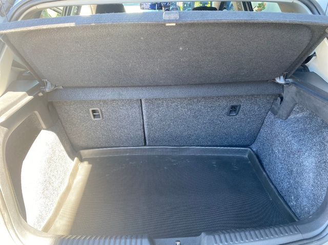VOLKSWAGEN福斯 POLO  第10張相片