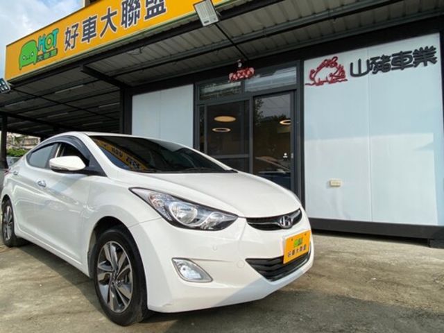 HYUNDAI現代 ELANTRA  第1張相片