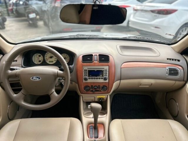 FORD福特 TIERRA  第5張相片