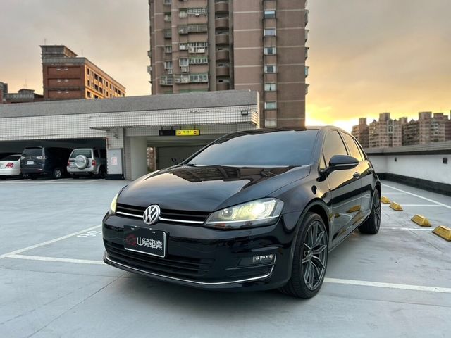 VOLKSWAGEN福斯 GOLF  第2張相片