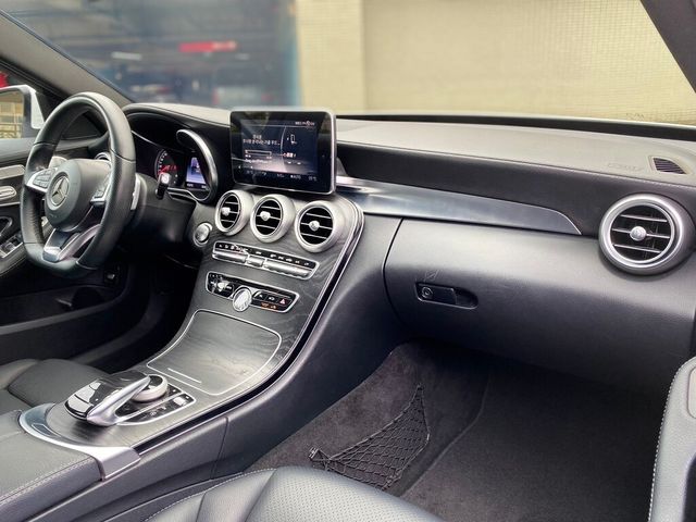 M-BENZ賓士 C300  第9張相片