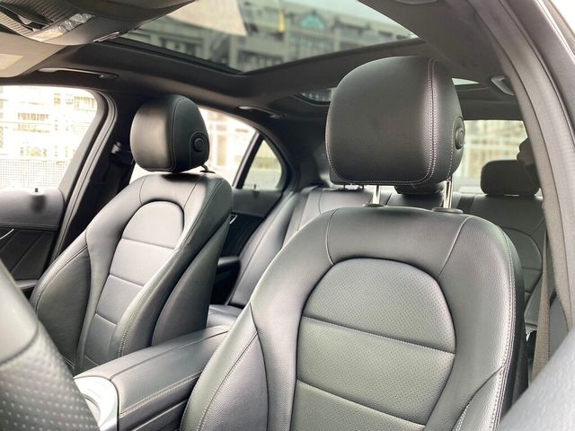 M-BENZ賓士 C300  第13張相片
