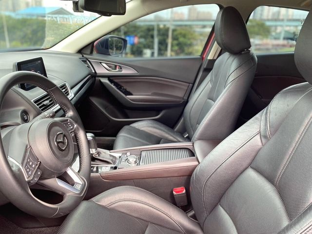 MAZDA馬自達 MAZDA 3  第19張相片