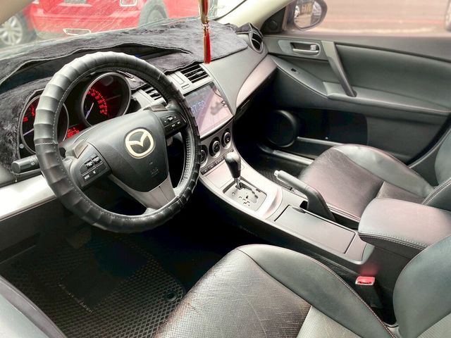 MAZDA馬自達 MAZDA 3  第6張相片