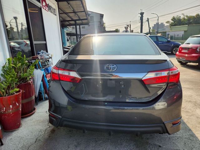 TOYOTA豐田 ALTIS  第4張相片