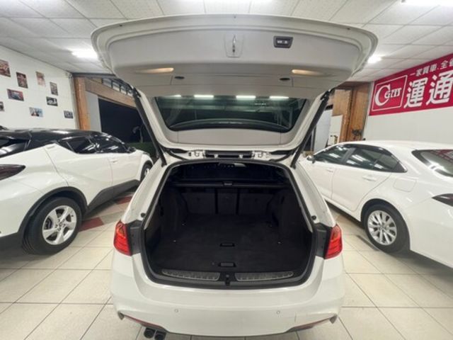 BMW寶馬 328I TOURING  第4張相片