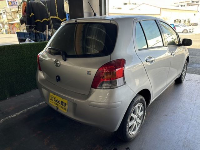 TOYOTA豐田 YARIS  第2張相片