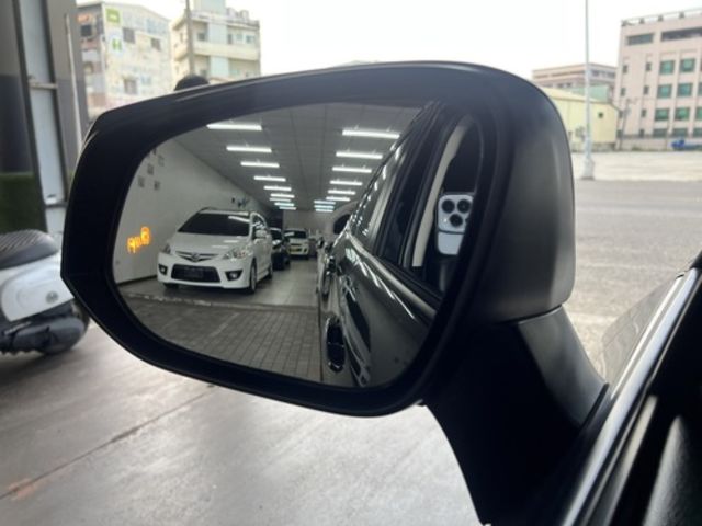 TOYOTA豐田 RAV4  第7張相片