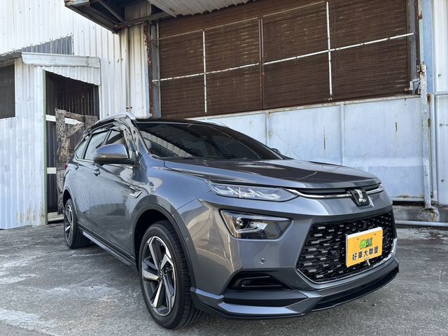 LUXGEN納智捷 URX  第1張相片